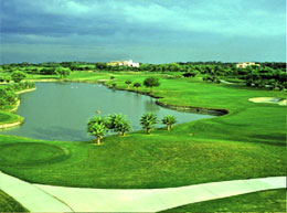 Features 18-Hole Golf Greater Noida