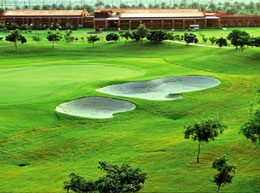 Features 18-Hole Golf Greater Noida