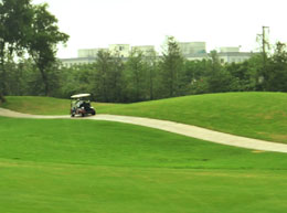 Features 18-Hole Golf Greater Noida